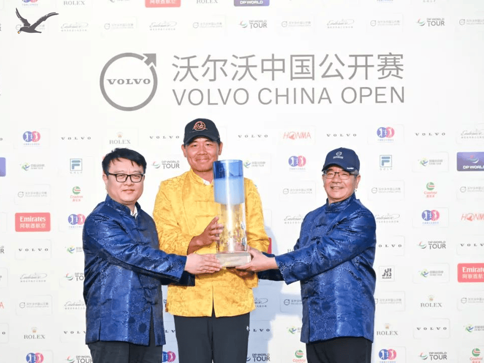 Albatross Sports вболівають за перемогу Ву Ашуня на Volvo China Open